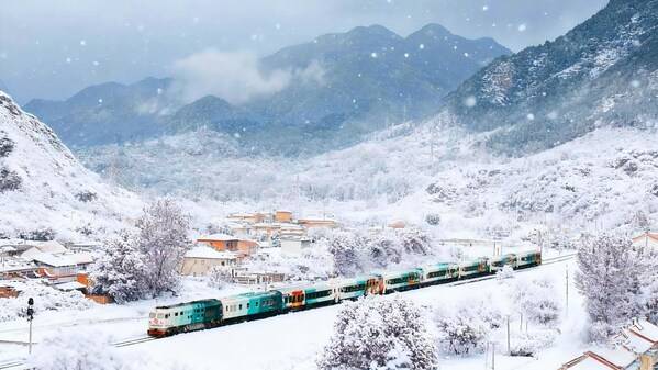“星光·燕赵号”首发北京至张家口旅游列车
