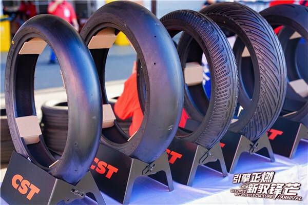 2025 CST正新摩托文化嘉年华厦门收官，SR10 II护航车手竞逐