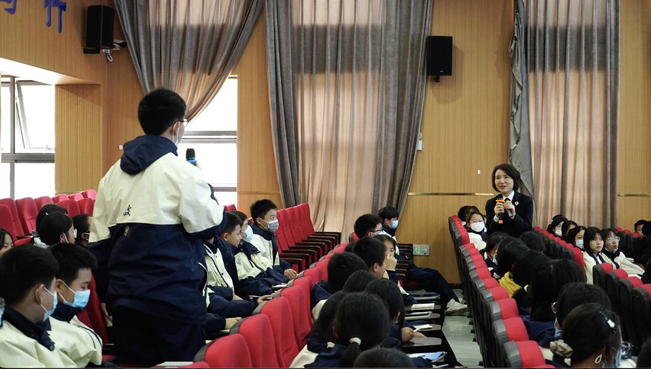 青少年健康用网公益行动走进湖南学校 科普识破隔空猥亵陷阱