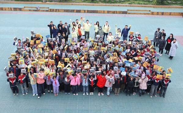 是爱心也是乐高®积木套装：乐高集团"为爱拼搭"项目为困境儿童解锁更多玩乐可能