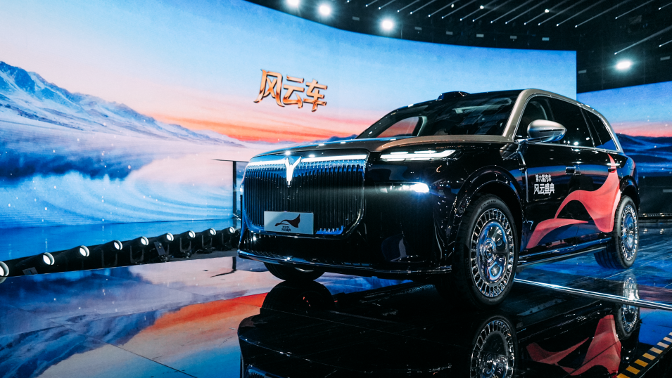 央视认证混动全栈唯一入选方案!岚图岚海智能超混荣膺2025汽车风云创新案例