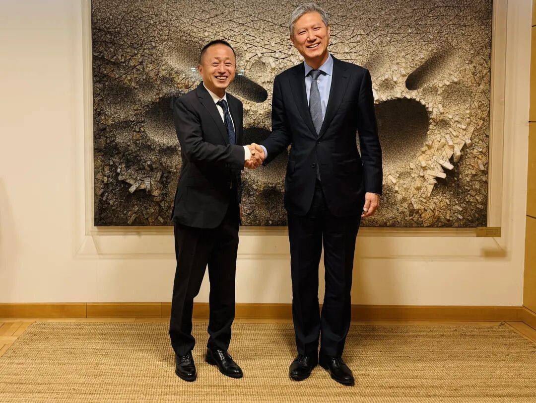 新石器无人车创始人余恩源拜会韩国驻华大使 加快落地韩国市场