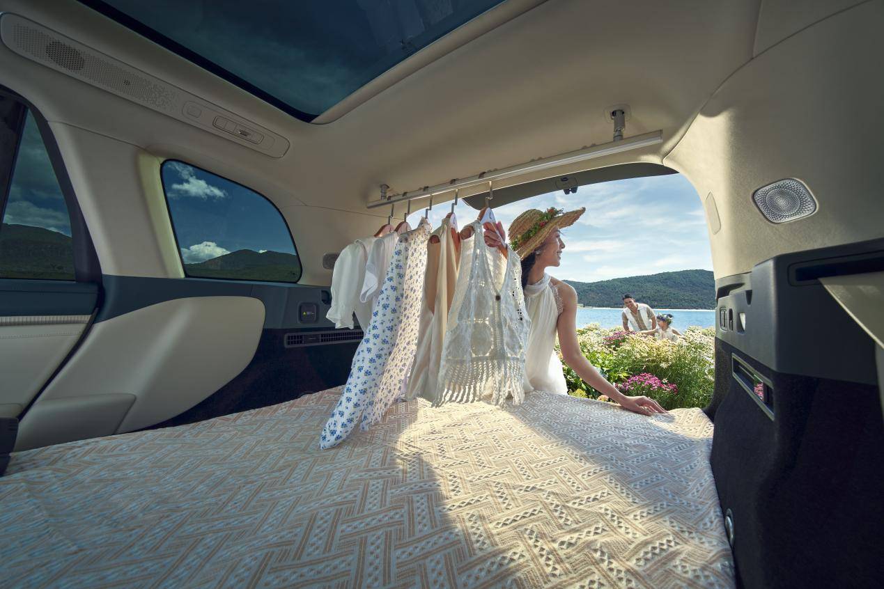 后备箱场景-衣帽间