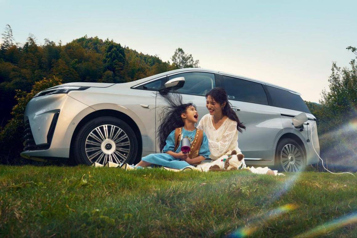 美好满程，全新一代传祺向往E8 PHEV北京车展首发亮相