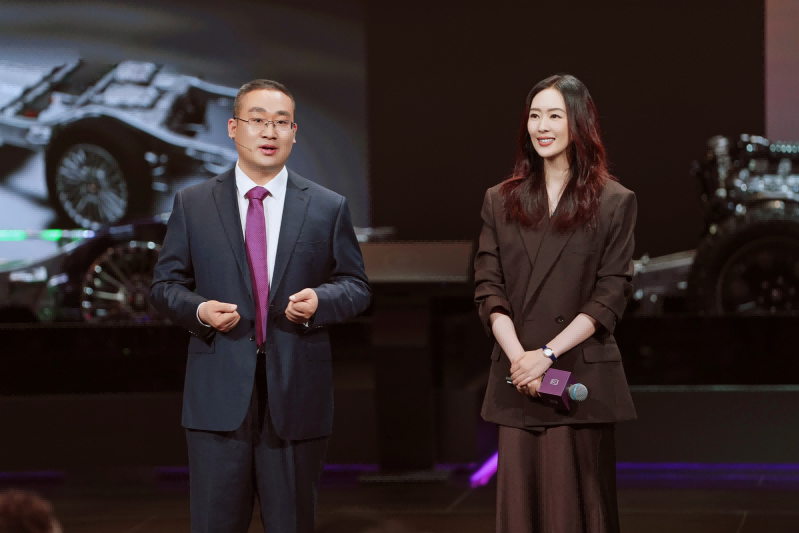 坦克铁汉柔情燃动2026北京车展 全新坦克700领衔定义全域豪华新标杆