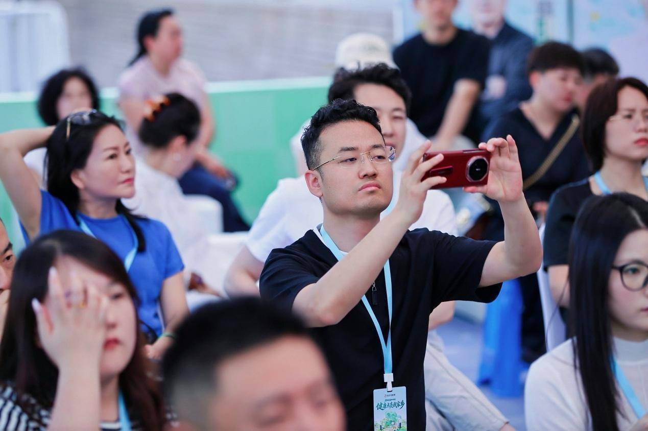 开启夏日健康局，快手“老铁健康加油站·健康点亮我家乡”沈阳站收官