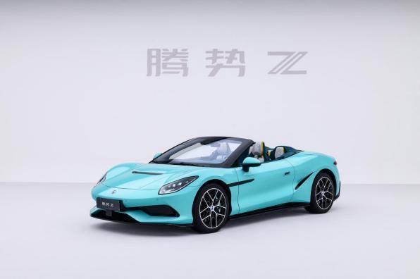 千万级性能、百万级定价！腾势Z亮相成都车展，解锁千匹代步新范式